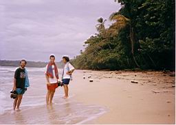 33 Cahuita playa.jpg
